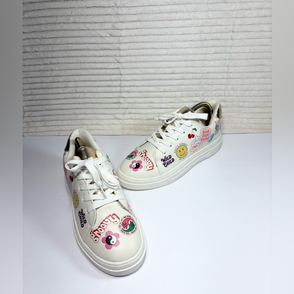 Steve Madden Girls Shoes Happy Strap Closure Sneaker SZ 5